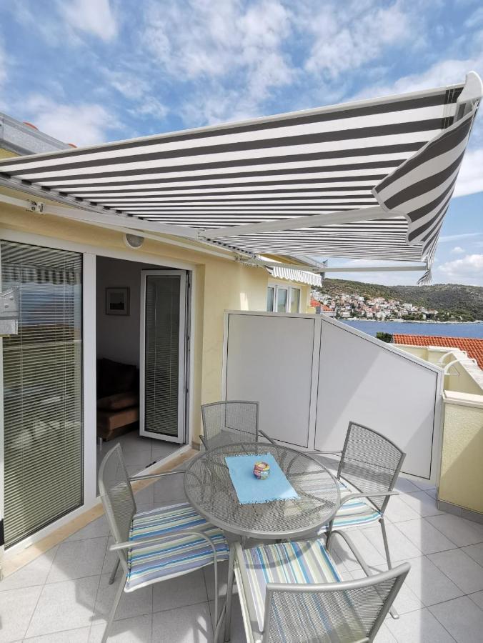 Apartments Vito Trogir Exterior photo