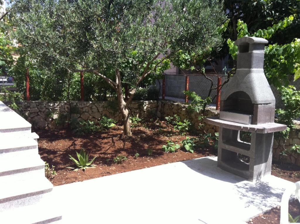 Apartments Vito Trogir Exterior photo